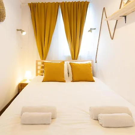 Apartament Ion C Bratianu Nr 6 *